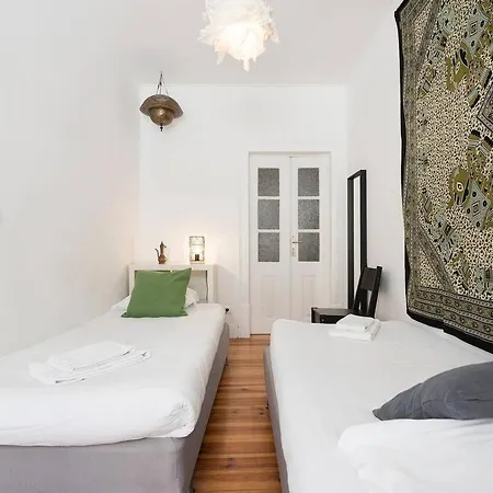 Plant House Baixa Daire *