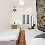 Plant House Baixa Daire *